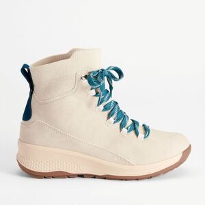 Maurices Addie Hiker Hybrid Nubuck Leather Boot in Natural Stone Size 8